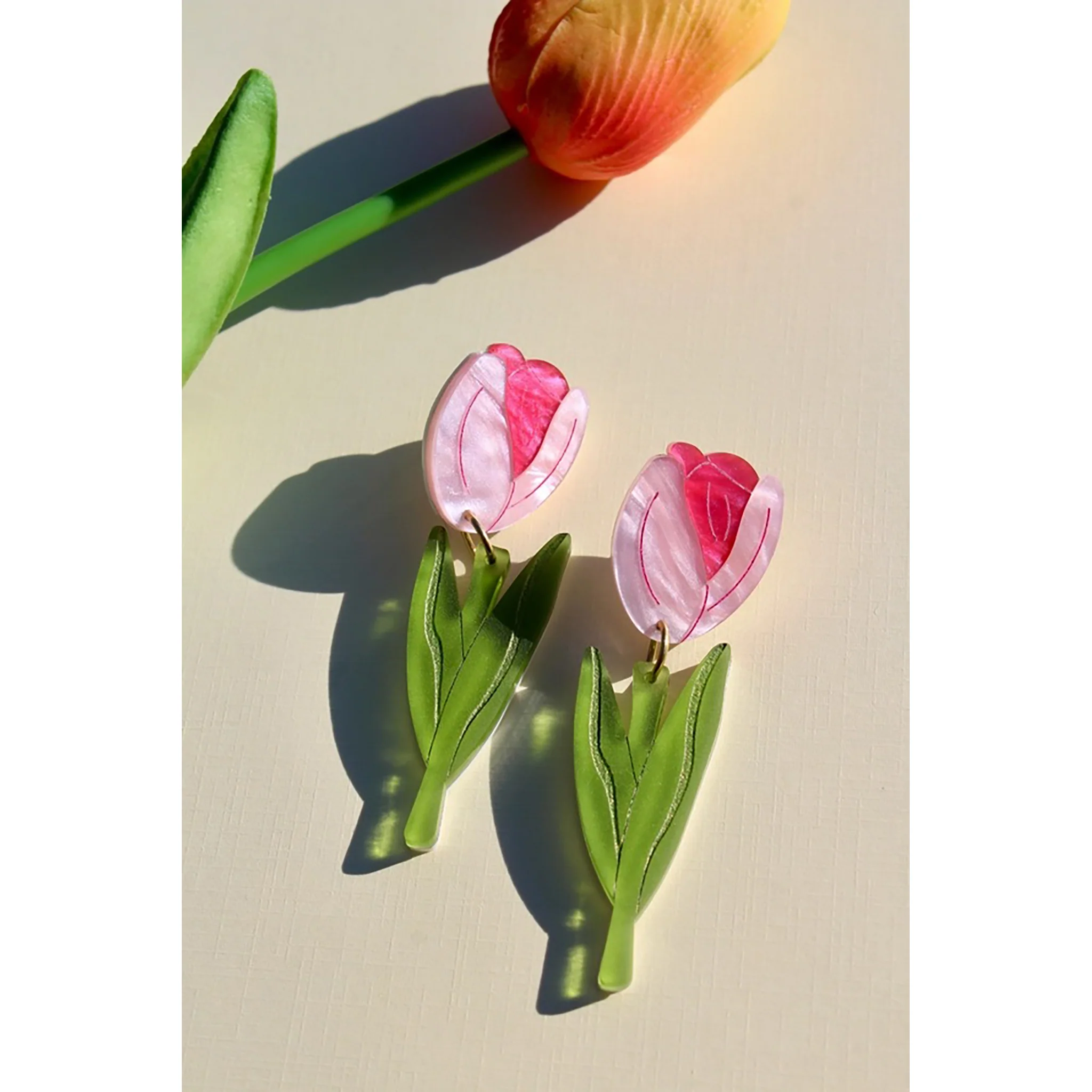 Acrylic Tulip Earring - Image 3