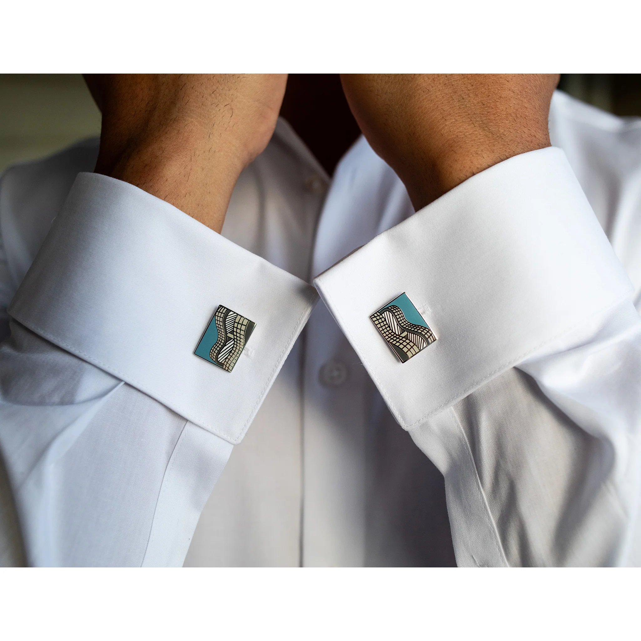 Getty Curve Cuff Links - Image 2