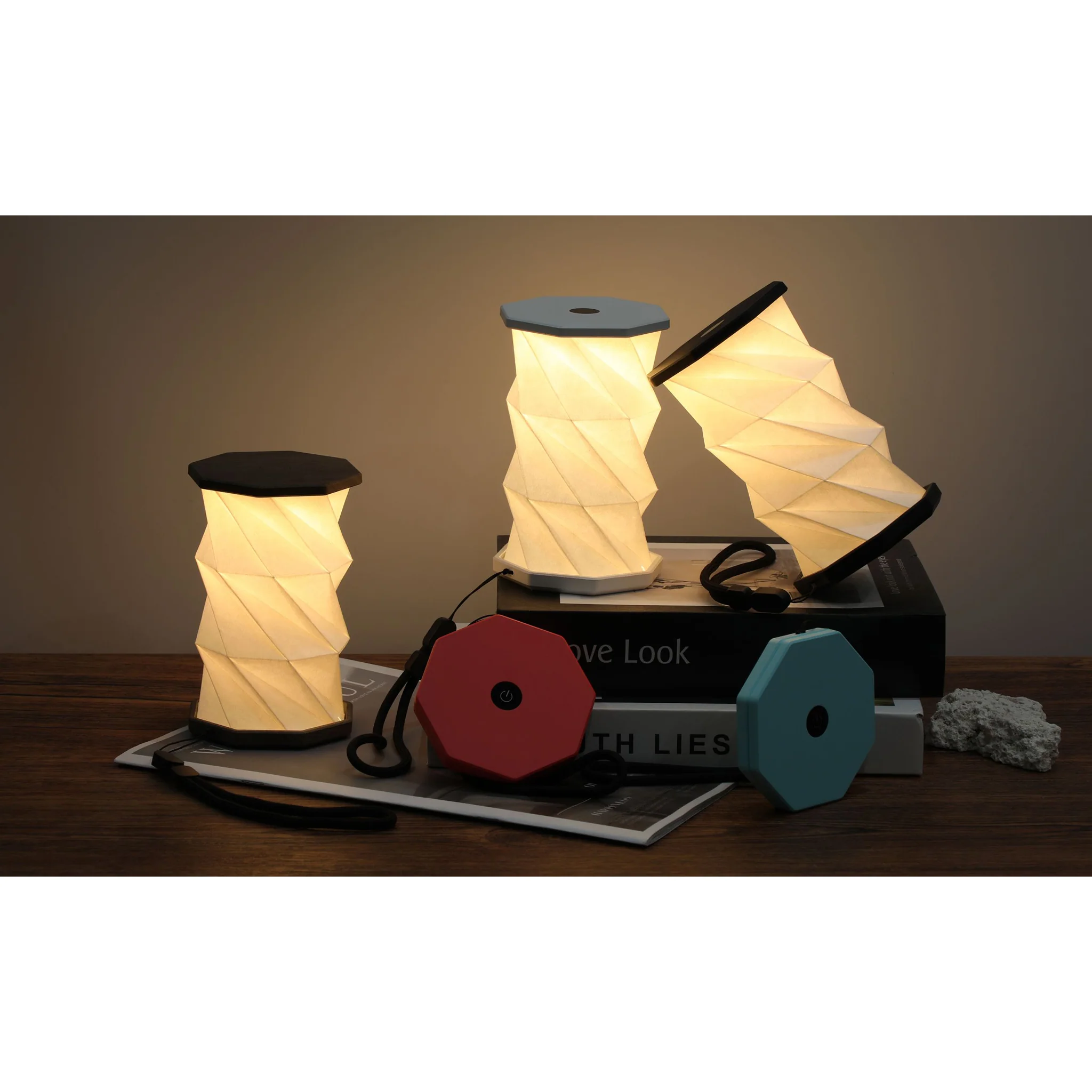 Mini Twist Hexagon Lamp - Coral Red - Image 3